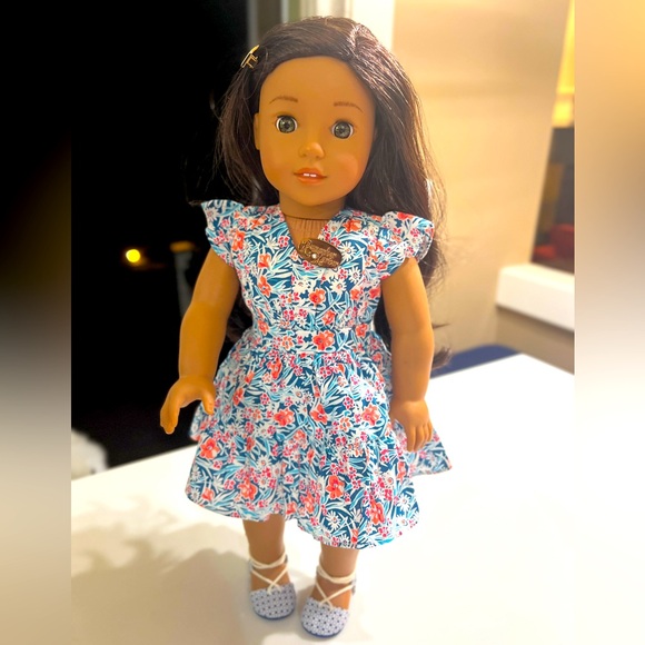American Girl, Nanea’s School Outfit, RETIRED, Complete Set in Original Box, HTF - Picture 2 of 9